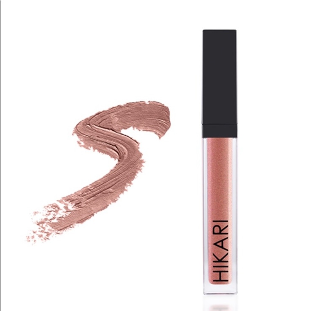Nwt Hikari Metallic gloss - Tender Heart- NUDE